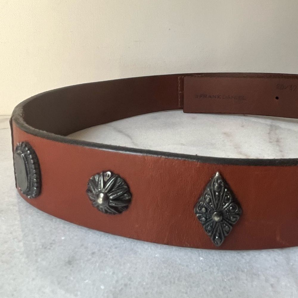 Frank Daniel Buckle Casual 1 1/2" wide Genuine Leather Belt . Italy .39.5” Long - Picture 5 of 16